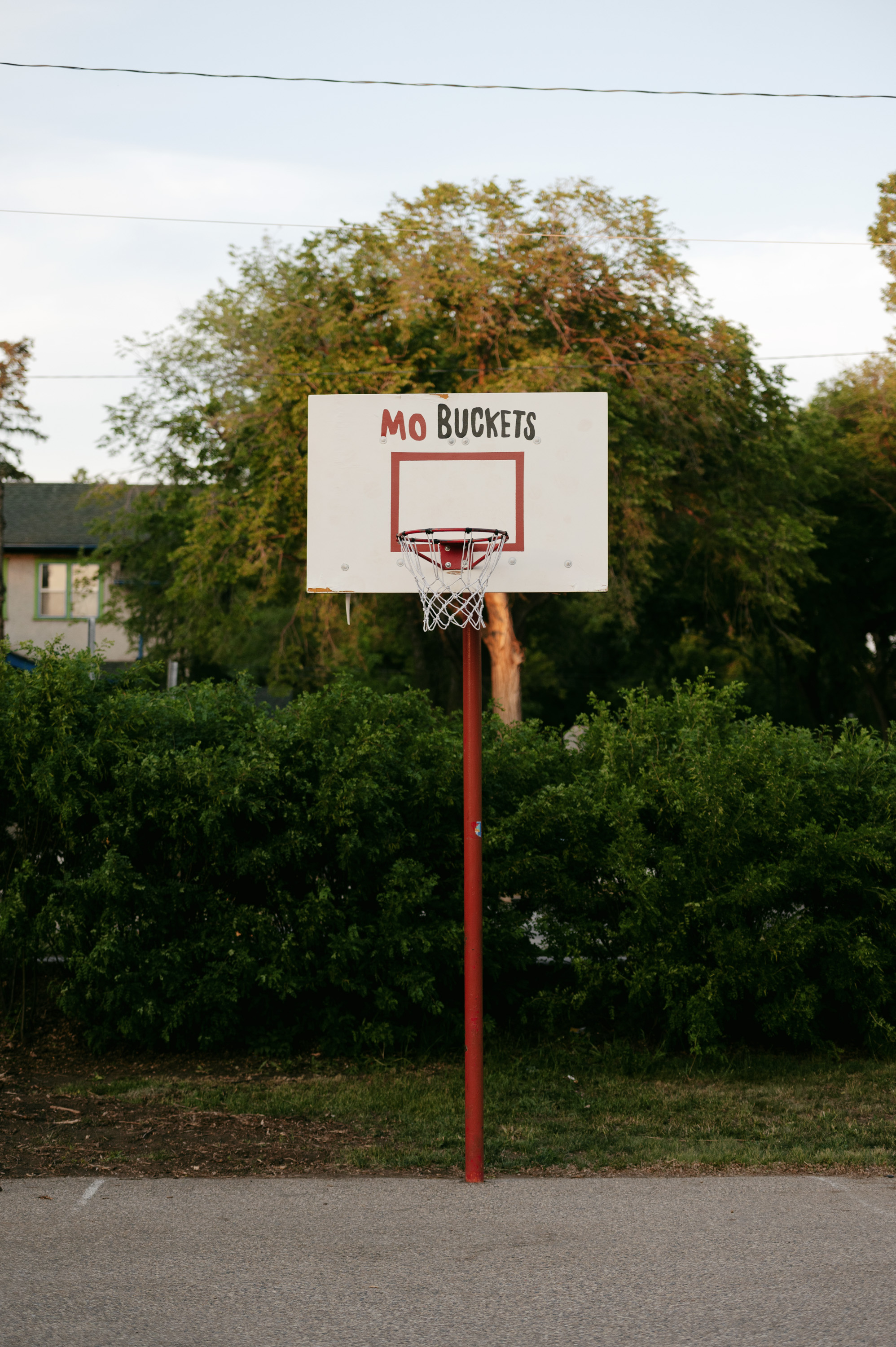 Mo Buckets backboard
