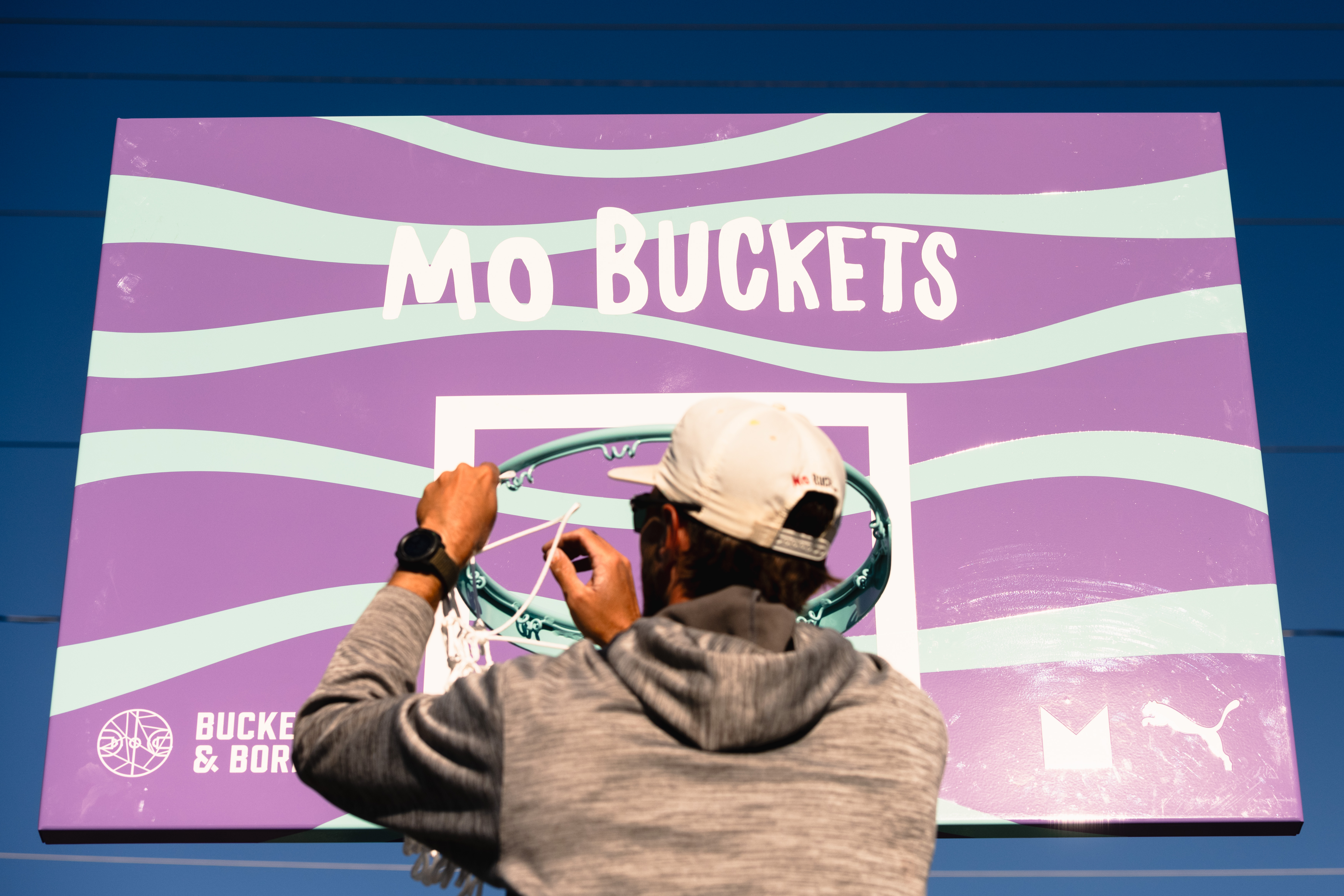 Installing the Mo Buckets backboard